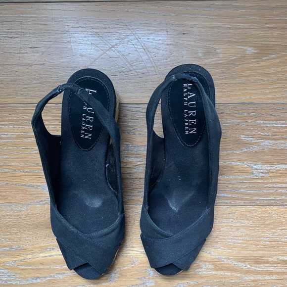 Sandals - Picture 3 of 3